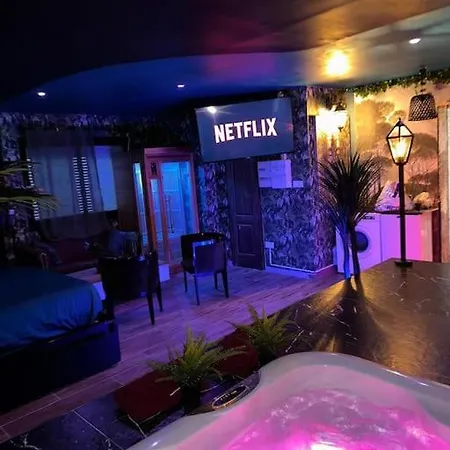 Marbella Logement Privatif -Jacuzzi-Sauna La Valette-du-Var Exterior photo